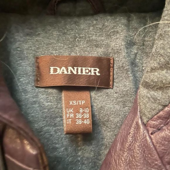 Danier Dark Purple/Maroon Leather Jacket - Picture 2 of 4